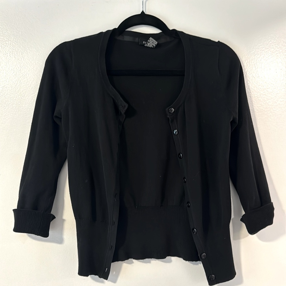 RUE 21 button down sweater